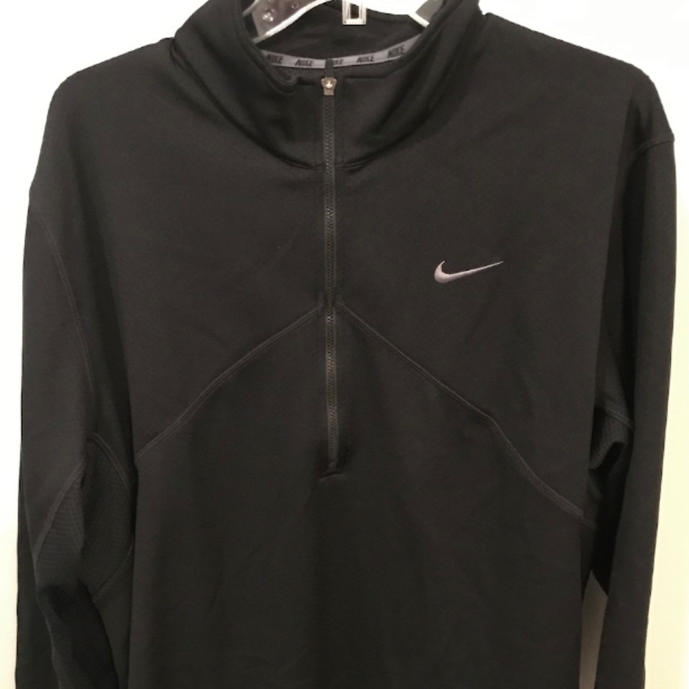 Nike Men's Black Half-Zip Performance Pullover